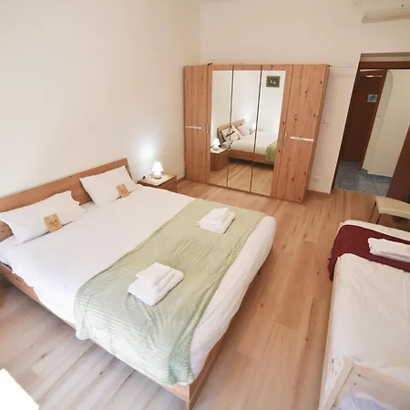Aria Hostel * ترييستي